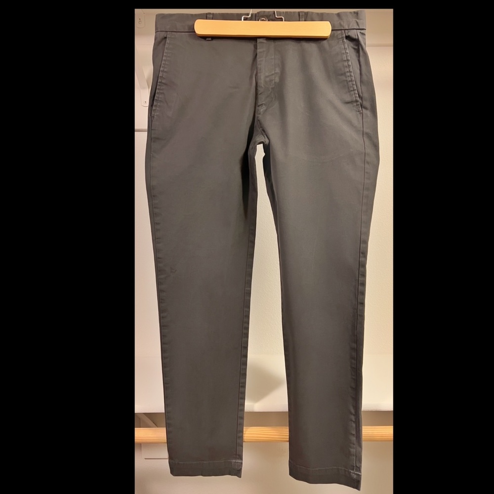 Banana Republic Mason Chino
